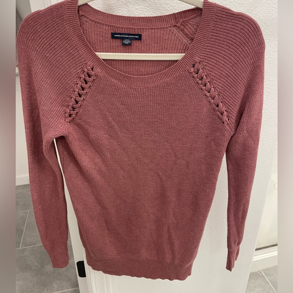 American eagle sweater